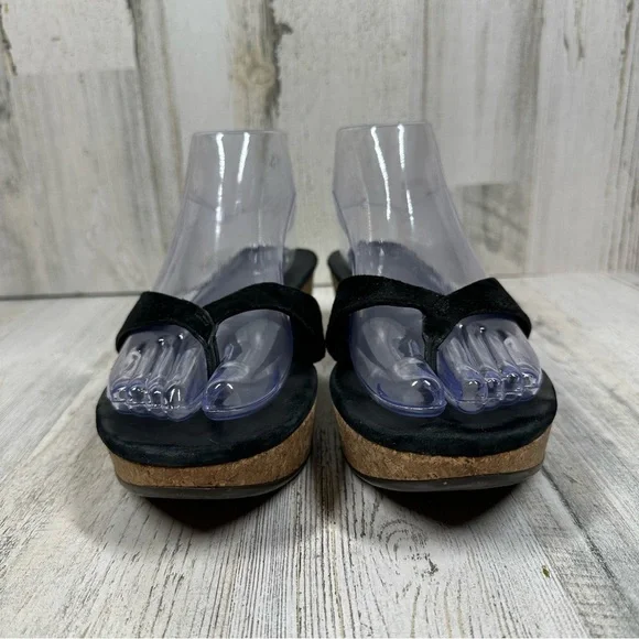 UGG Women's Azure Wedge Platform Thong Slide Sandals #133 - Picture 3 of 12